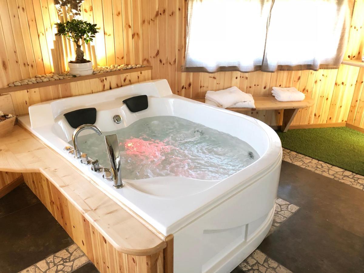Rent Room Wood أنغويلارا سابازيا المظهر الخارجي الصورة