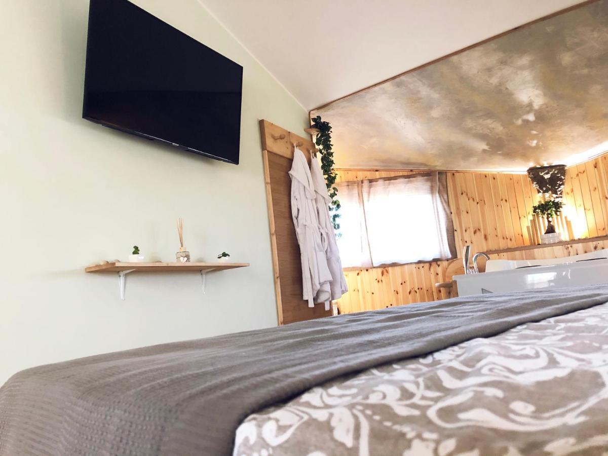 Rent Room Wood أنغويلارا سابازيا المظهر الخارجي الصورة
